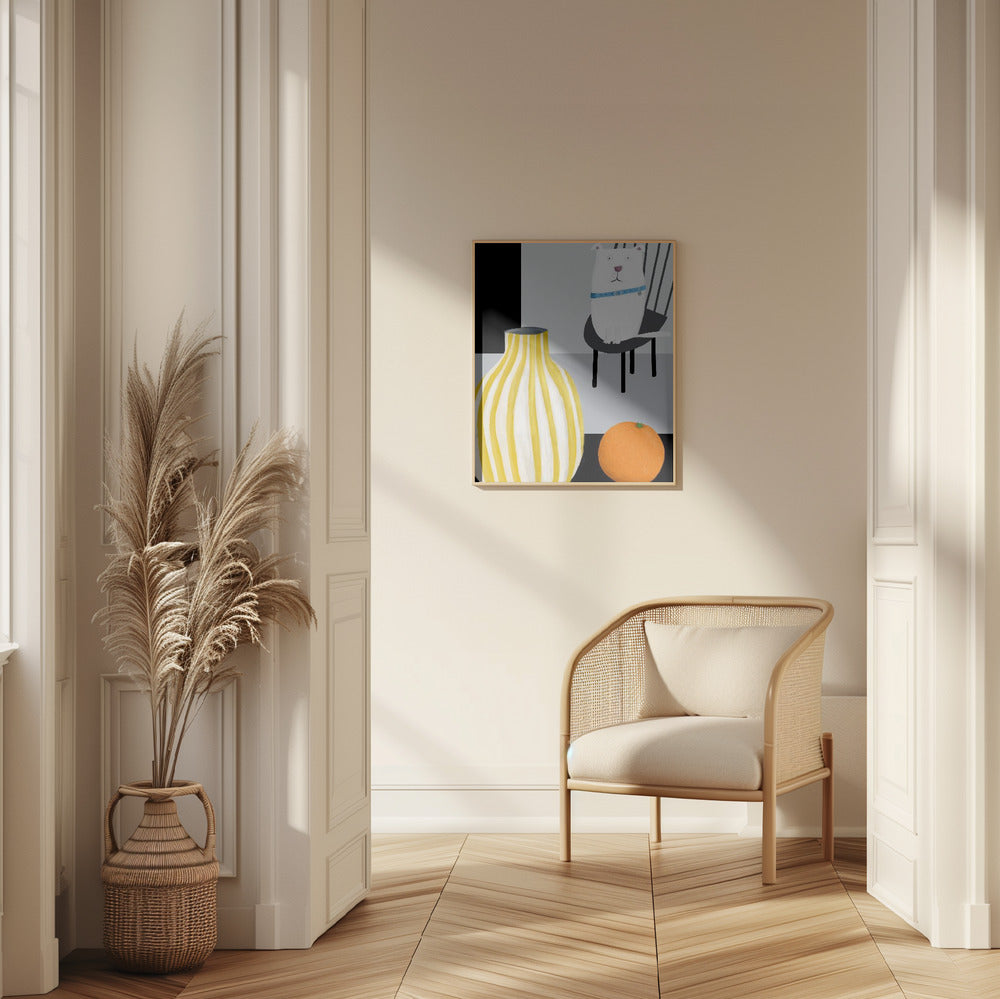 Divertido perro blanco con jarrón de rayas amarillas y blancas  ·  cuadro de decoración