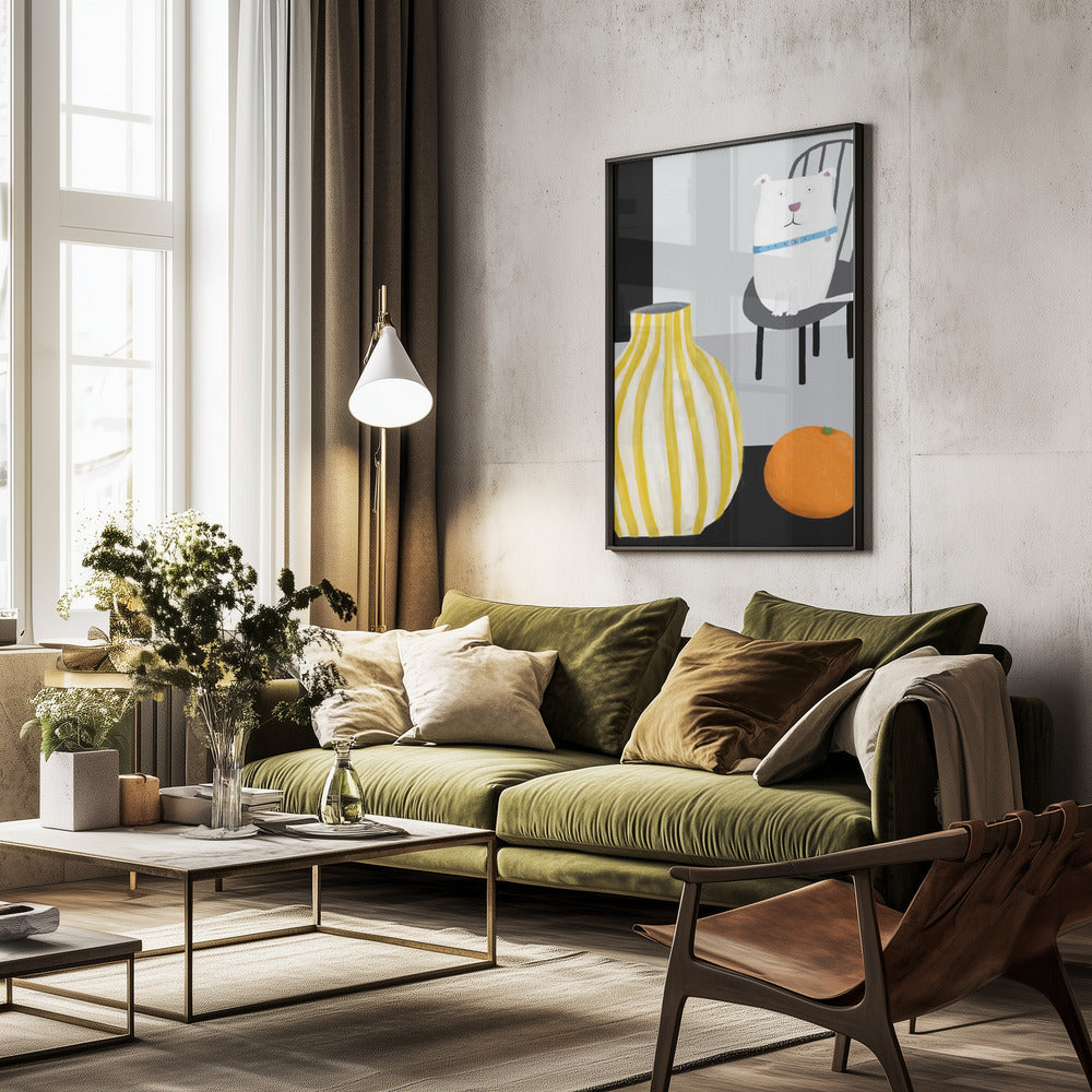 Divertido perro blanco con jarrón de rayas amarillas y blancas  ·  cuadro de decoración